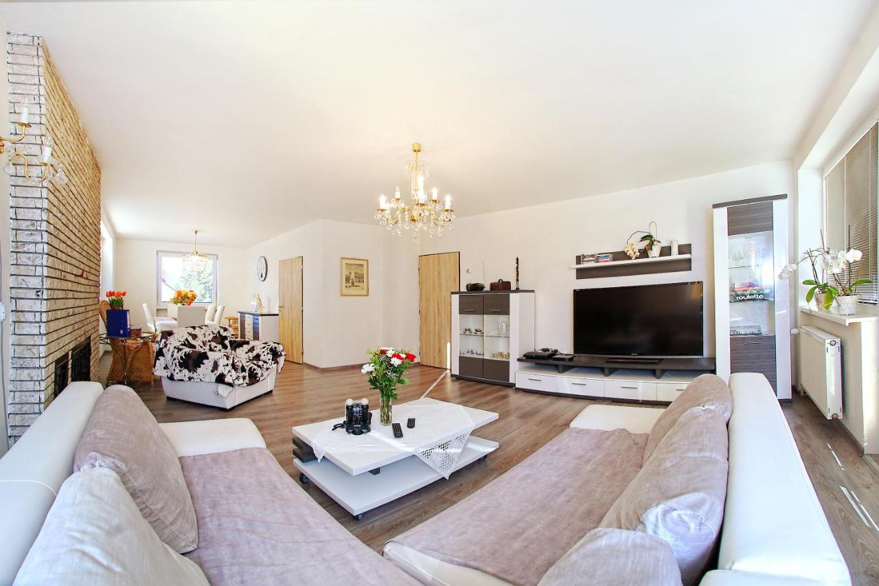 Villa Laura Liptovský Mikuláš Dış mekan fotoğraf