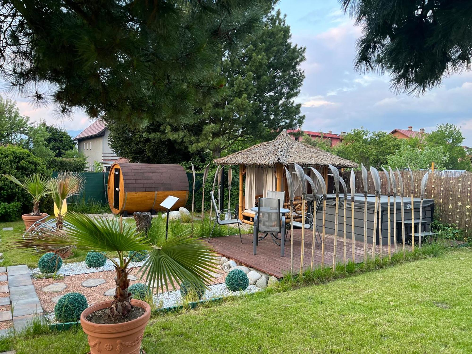 Villa Laura Liptovský Mikuláš Dış mekan fotoğraf